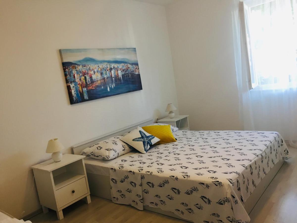 Holiday Home Casa Bianca Sukošan Kültér fotó