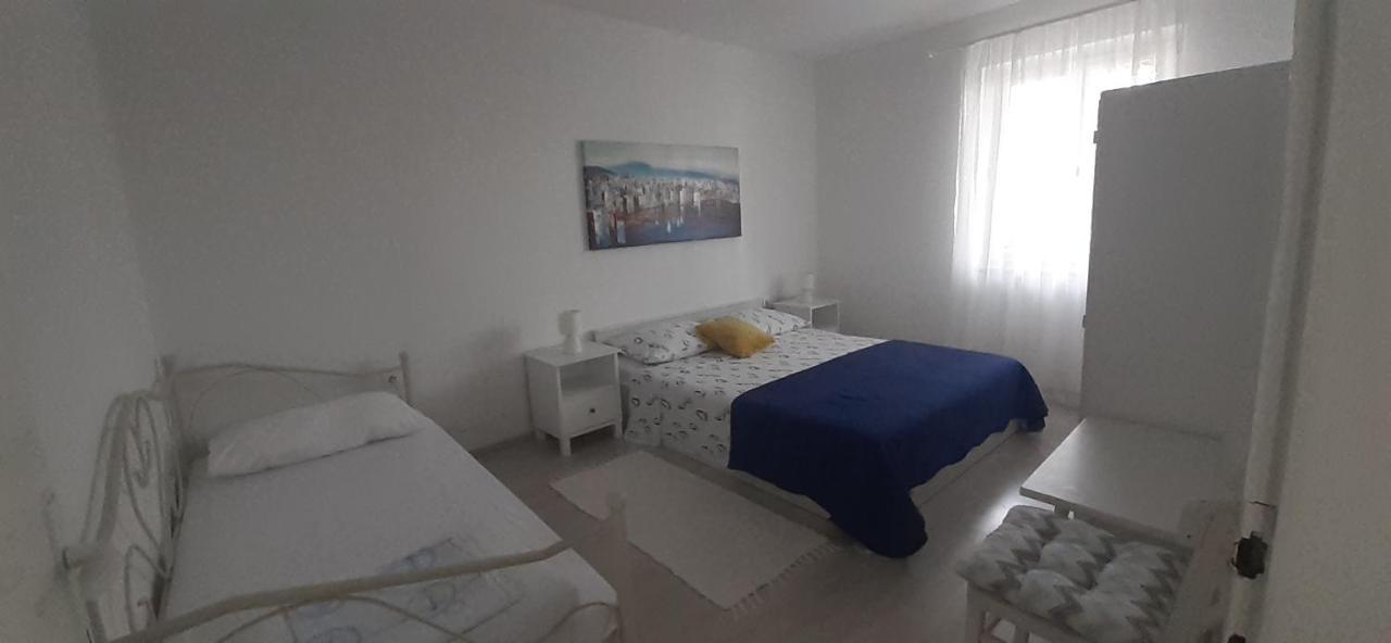 Holiday Home Casa Bianca Sukošan Kültér fotó