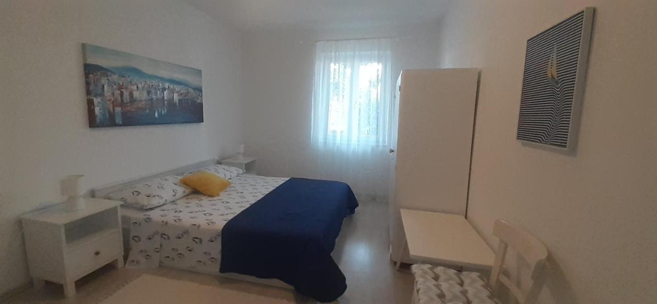 Holiday Home Casa Bianca Sukošan Kültér fotó